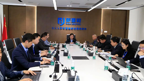 东方风来满眼春，开路先锋阔步行——MK体育健康集团召开2024年度工作启动会暨战略升级实施动员会