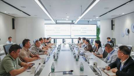 陇南市委常委、常务副市长李荣一行到访MK体育健康集团总部